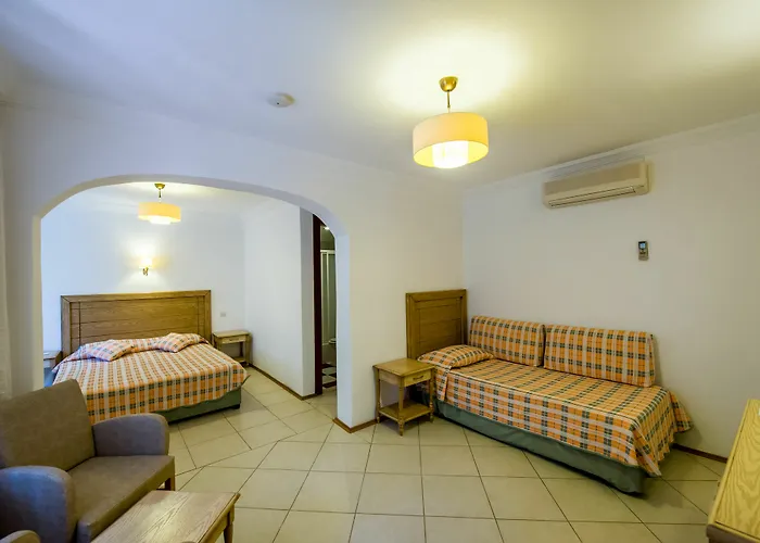 Ξενοδοχείο Eden 3*