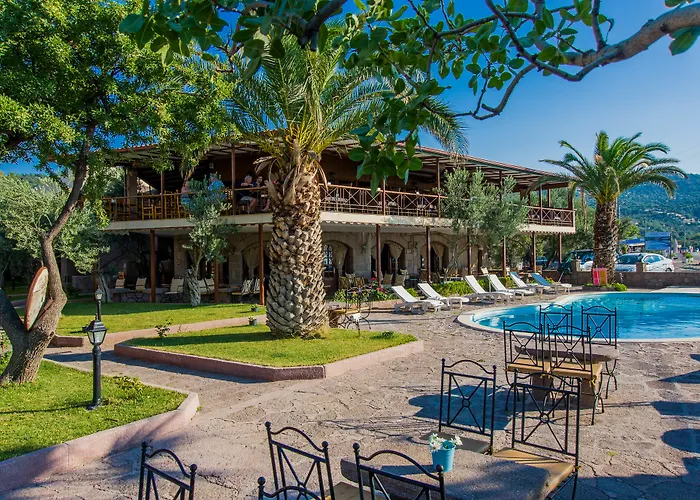 Ξενοδοχείο Eden 3*